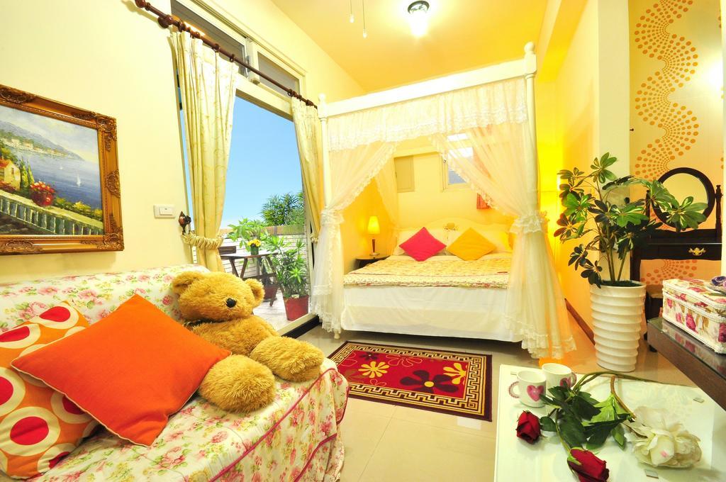 Happy Orange Homestay Yilan Exterior foto