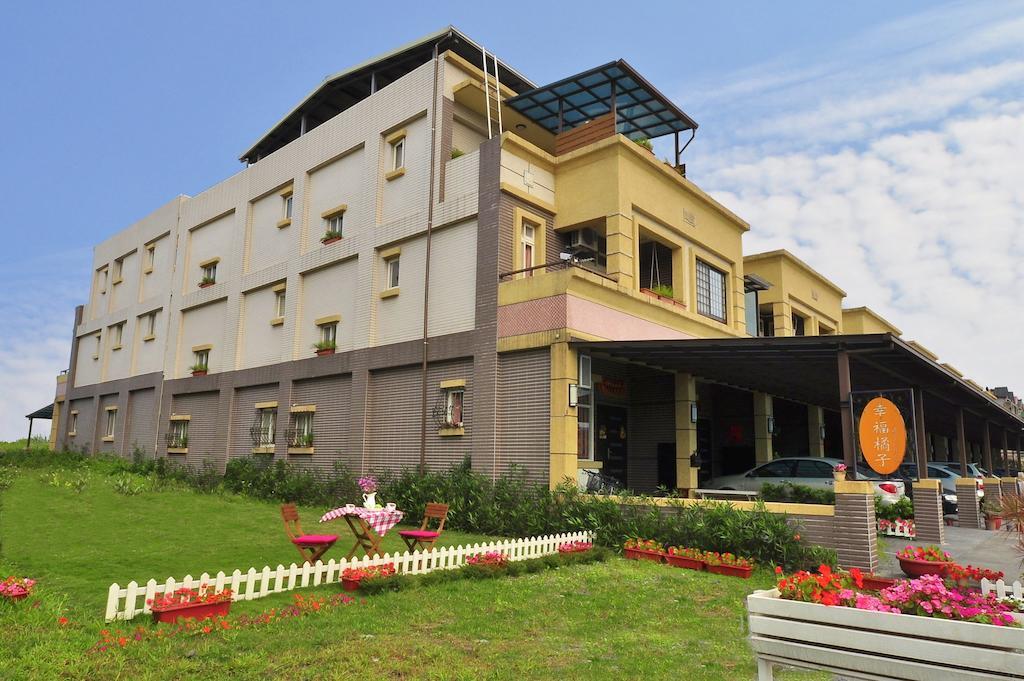Happy Orange Homestay Yilan Exterior foto