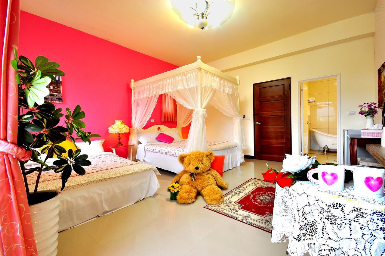 Happy Orange Homestay Yilan Exterior foto