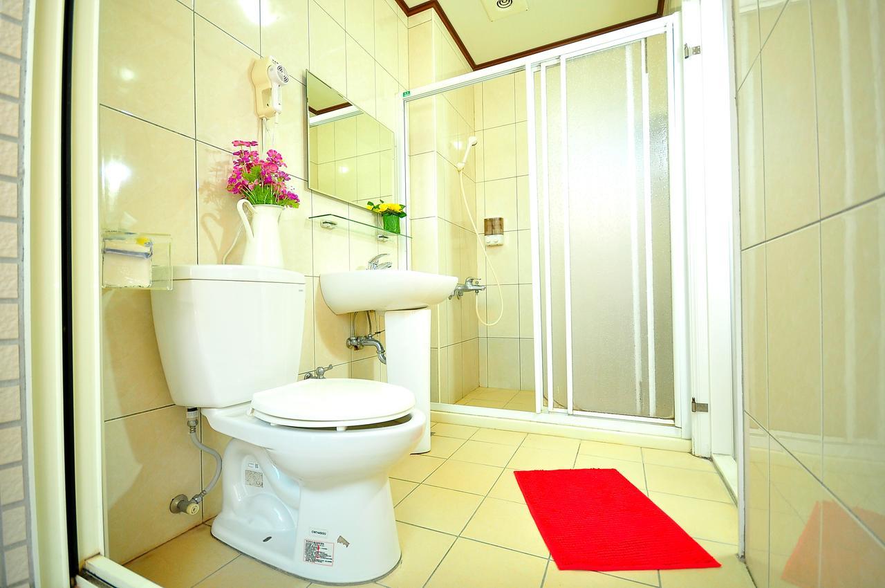 Happy Orange Homestay Yilan Exterior foto